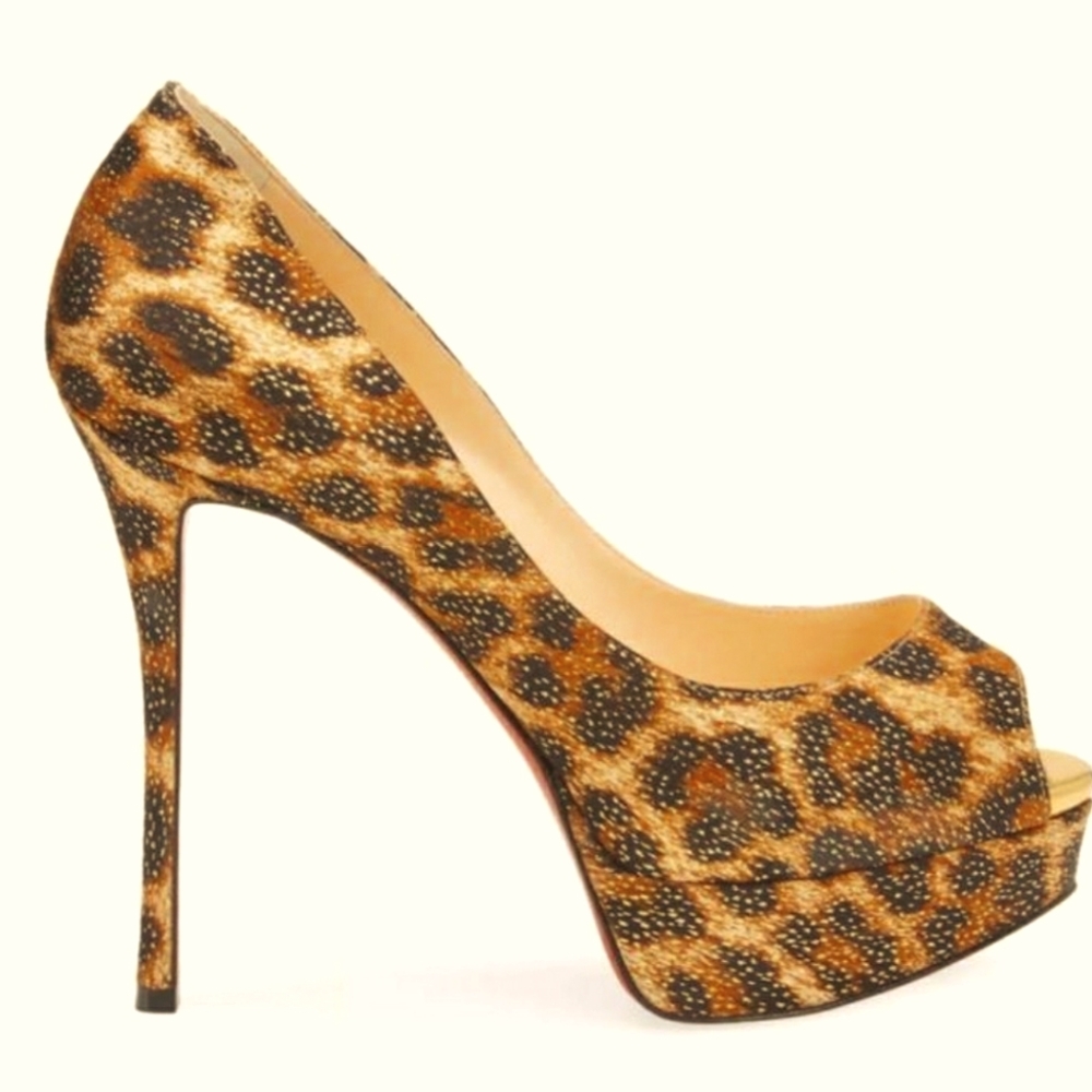 Christian louboutin pumps  size 41 US11